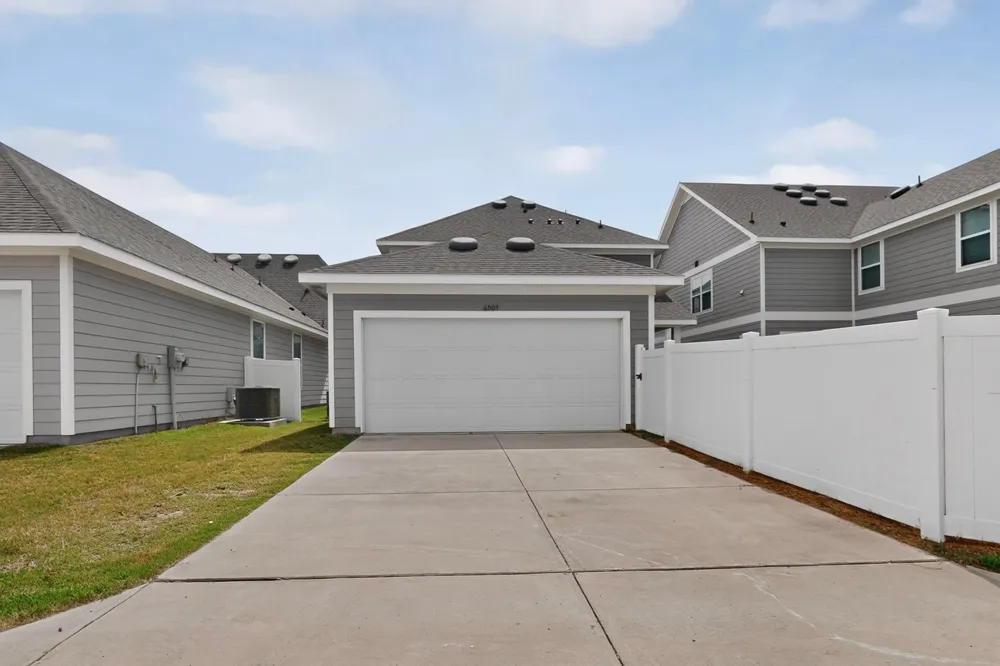 6009 Driscoll Lane Providence Village, TX 76227