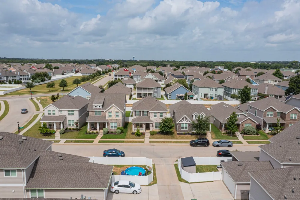 6009 Driscoll Lane Providence Village, TX 76227