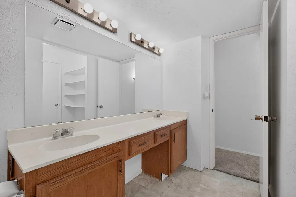 4625 Nervin Street The Colony, TX 75056