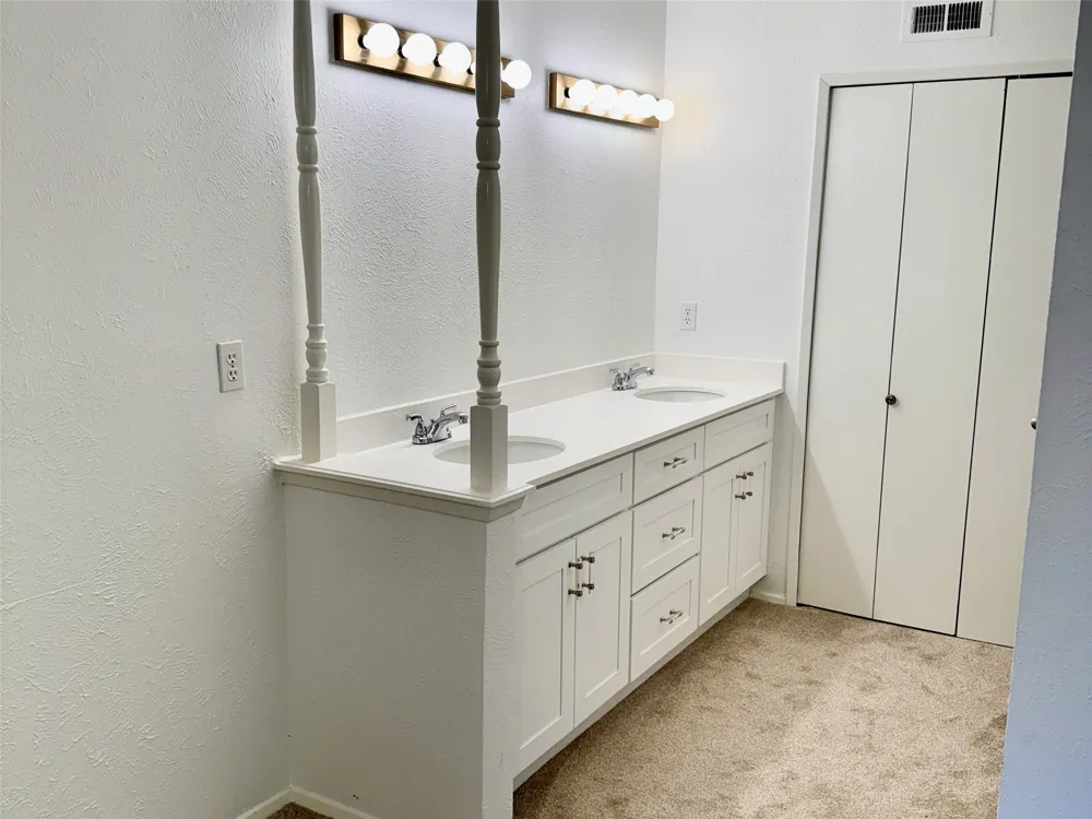 4625 Nervin Street The Colony, TX 75056