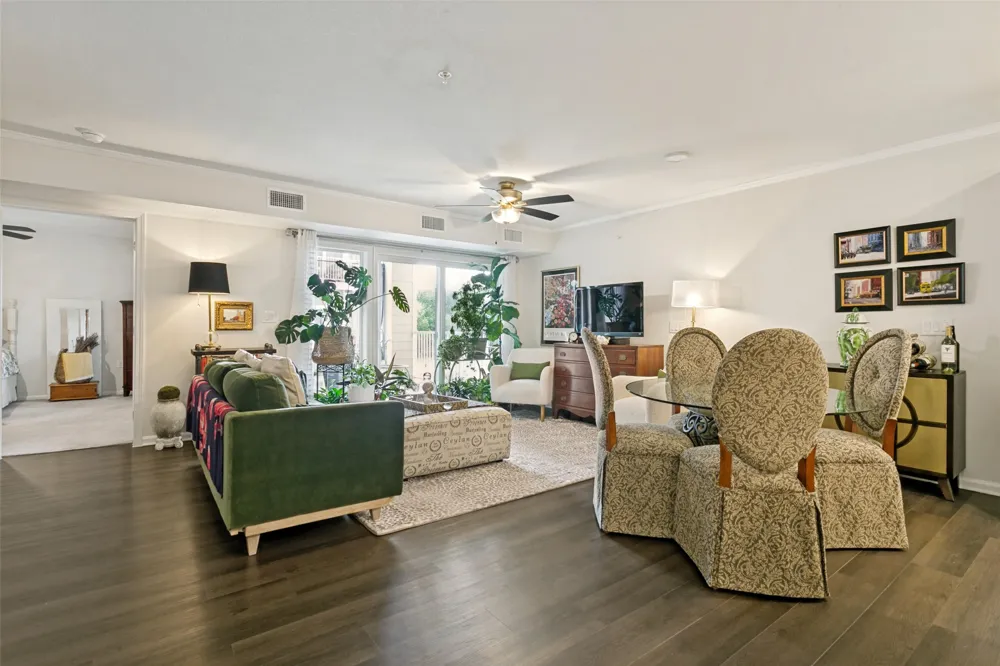 8381 Davis Boulevard #202 North Richland Hills, TX 76182