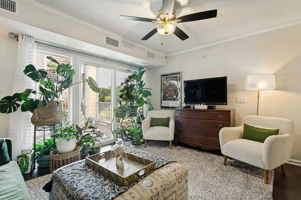 8381 Davis Boulevard #202 North Richland Hills, TX 76182