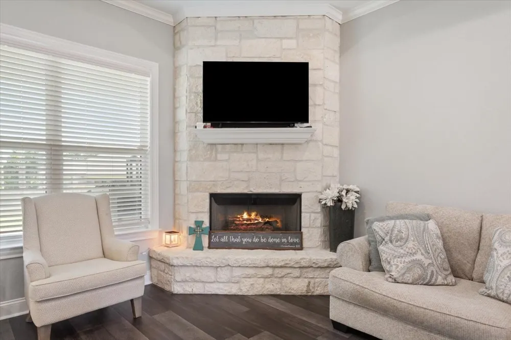 205 Fox Run Lane Robinson, TX 76706