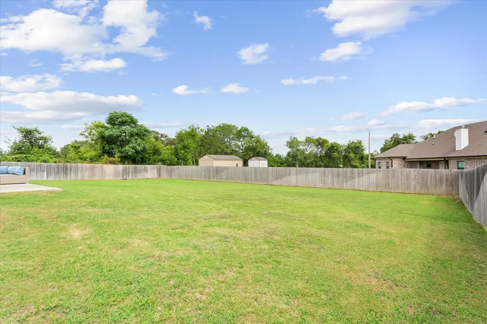 205 Fox Run Lane Robinson, TX 76706