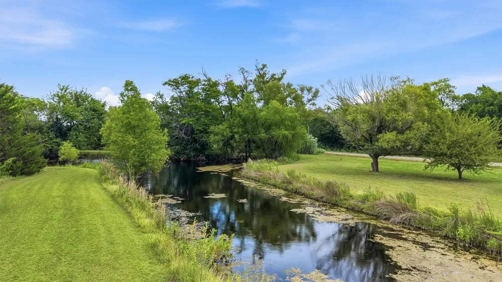 2227 County Road 2909 Dodd City, TX 75438