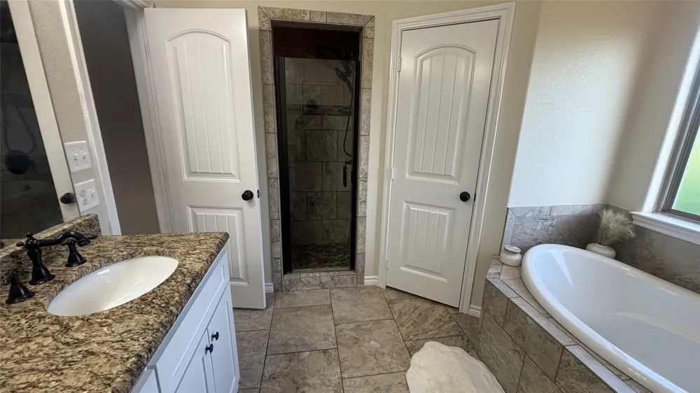 6 Starview Drive Star Harbor, TX 75148