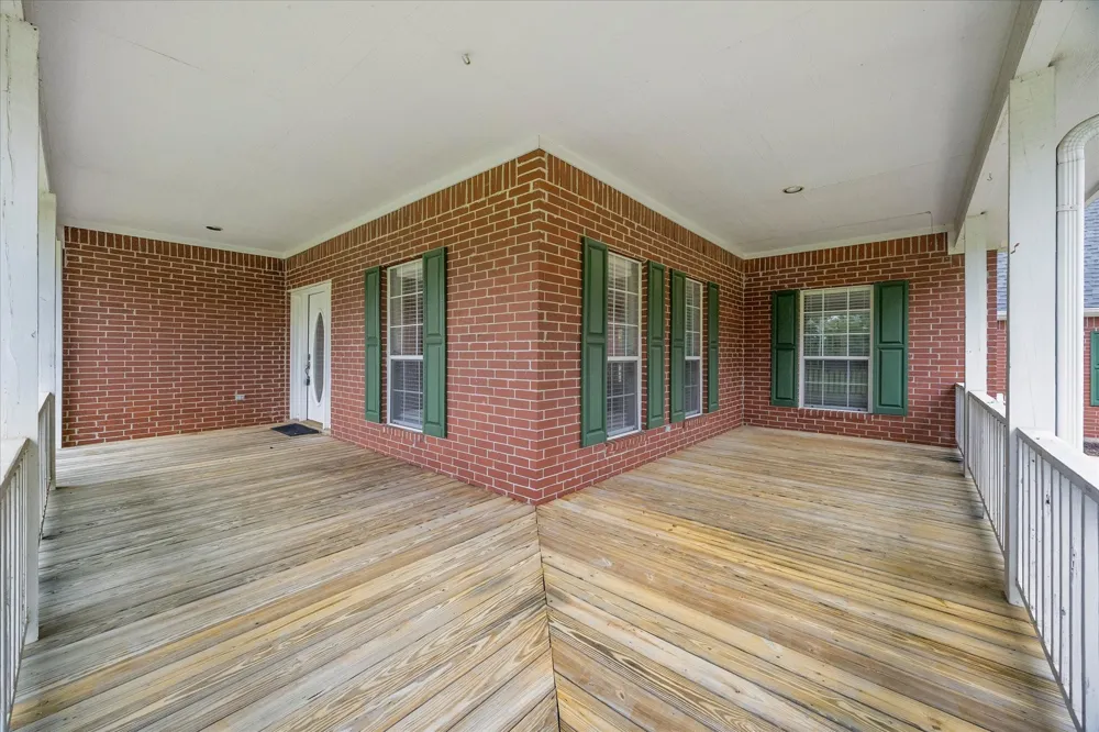 10495 Holly Creek Road Terrell, TX 75160