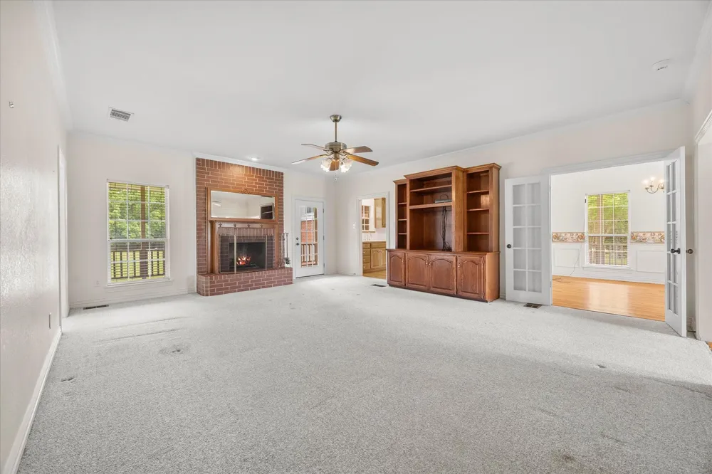 10495 Holly Creek Road Terrell, TX 75160
