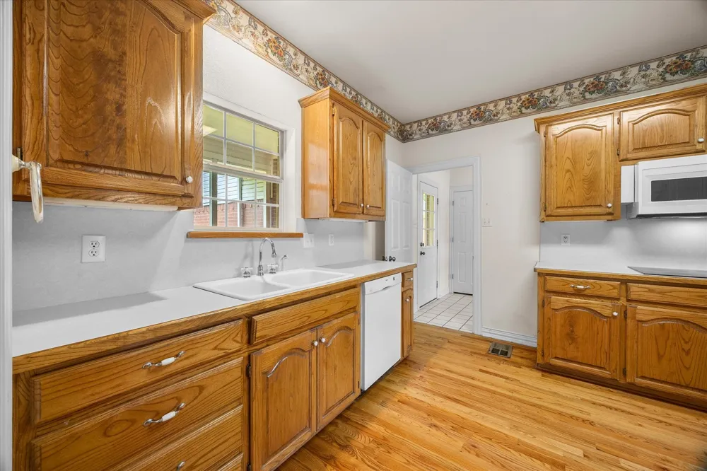 10495 Holly Creek Road Terrell, TX 75160