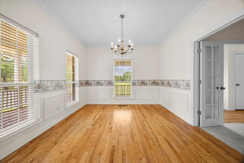 10495 Holly Creek Road Terrell, TX 75160