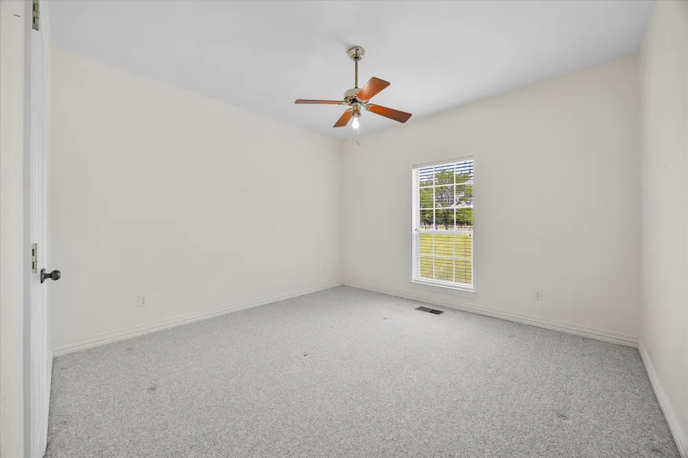 10495 Holly Creek Road Terrell, TX 75160