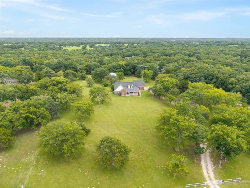 10495 Holly Creek Road Terrell, TX 75160