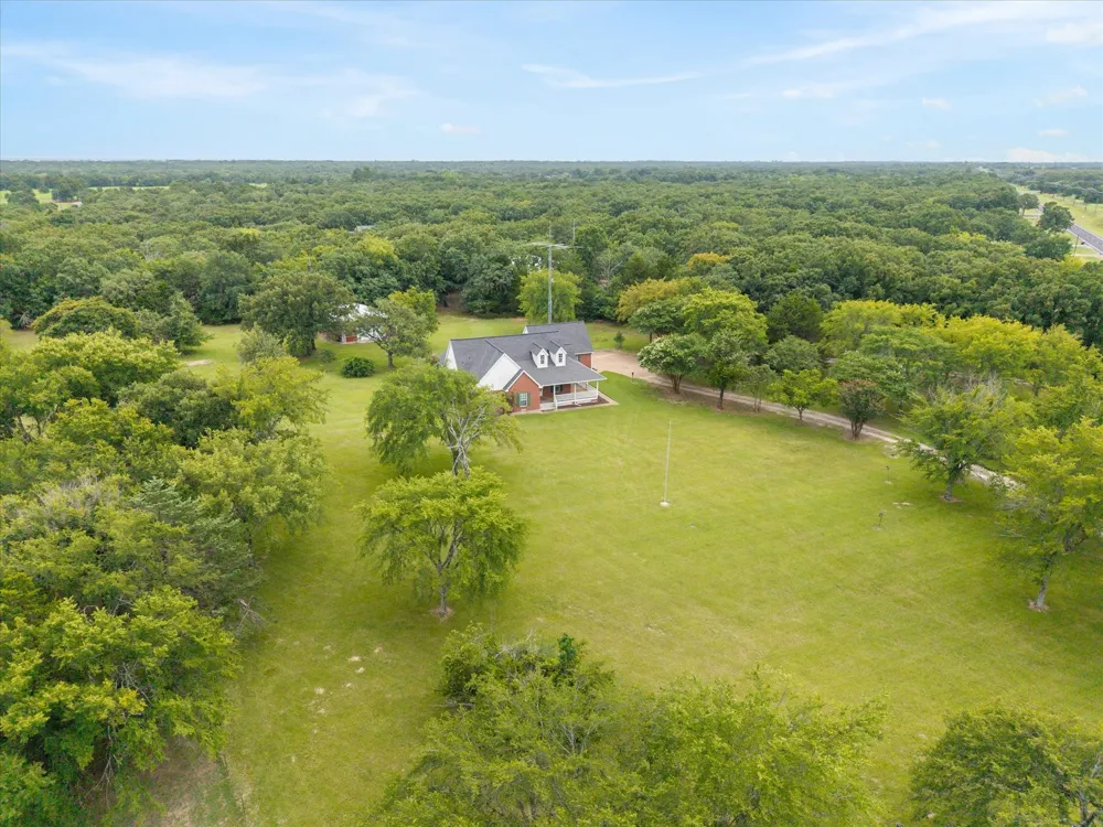10495 Holly Creek Road Terrell, TX 75160