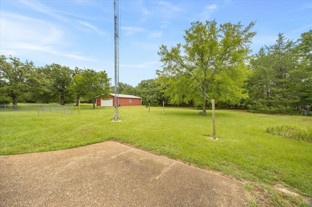 10495 Holly Creek Road Terrell, TX 75160