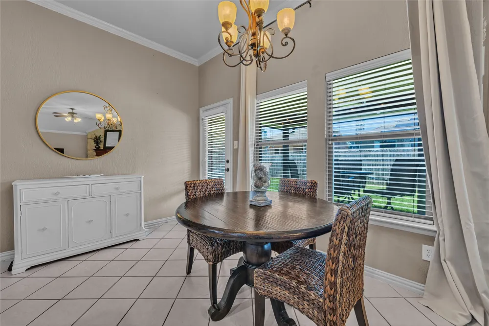 404 Bryn Mawr Lane Van Alstyne, TX 75495