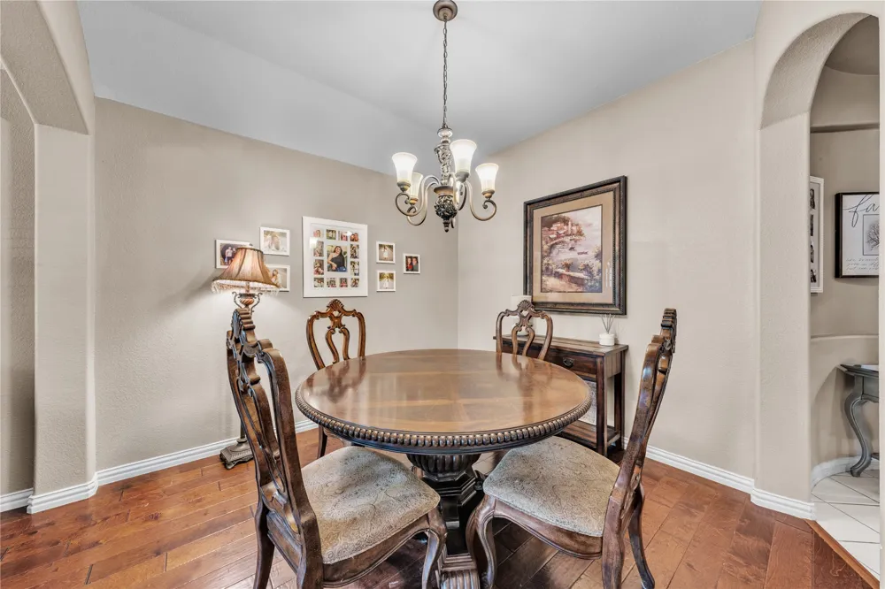 404 Bryn Mawr Lane Van Alstyne, TX 75495