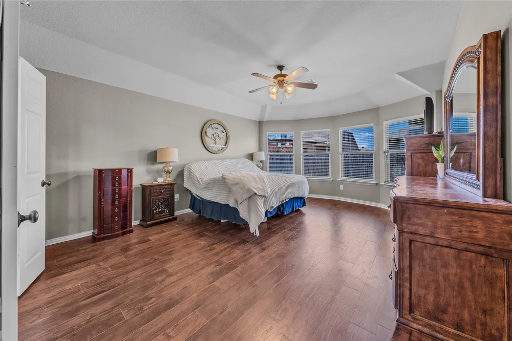 404 Bryn Mawr Lane Van Alstyne, TX 75495