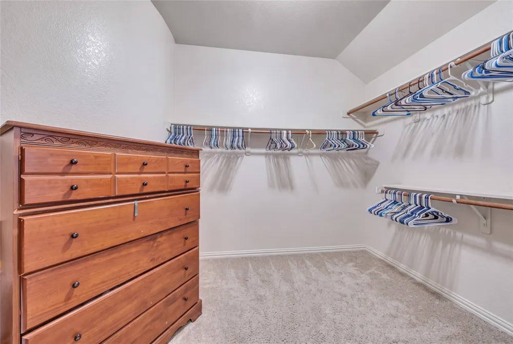 404 Bryn Mawr Lane Van Alstyne, TX 75495