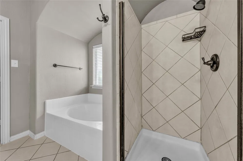 404 Bryn Mawr Lane Van Alstyne, TX 75495