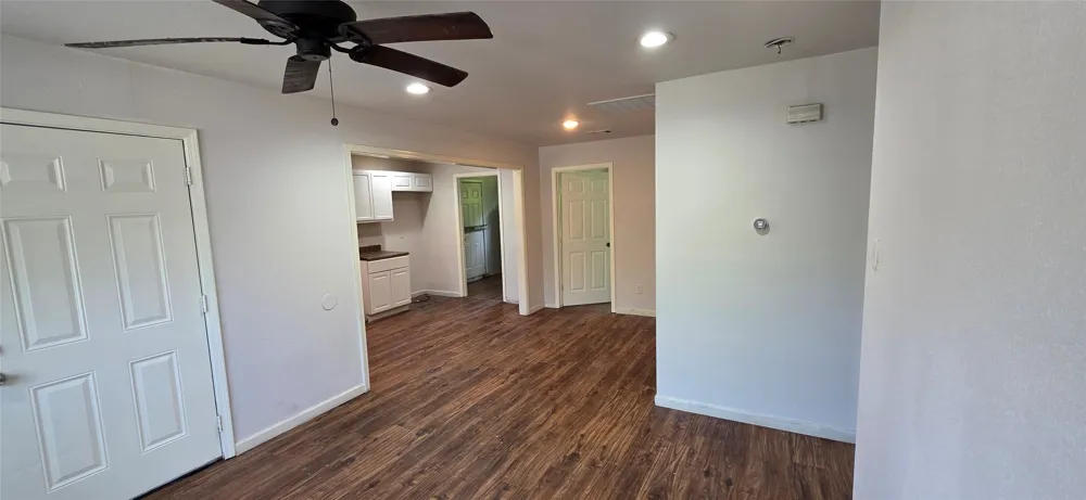 3222 Sunnyvale Street Dallas, TX 75216