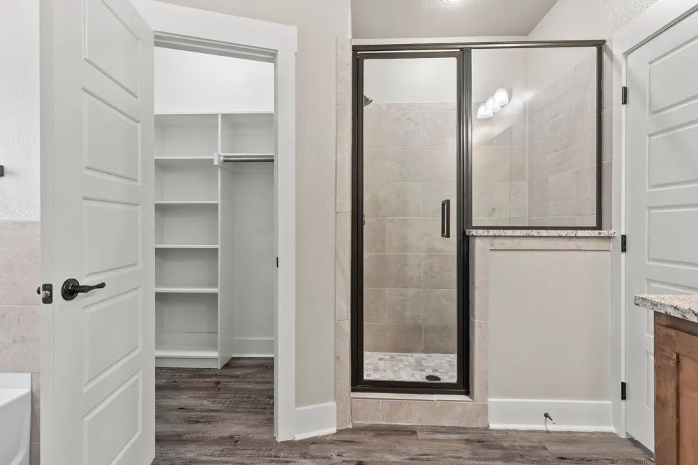 411 Mesa Drive Lone Oak, TX 75453