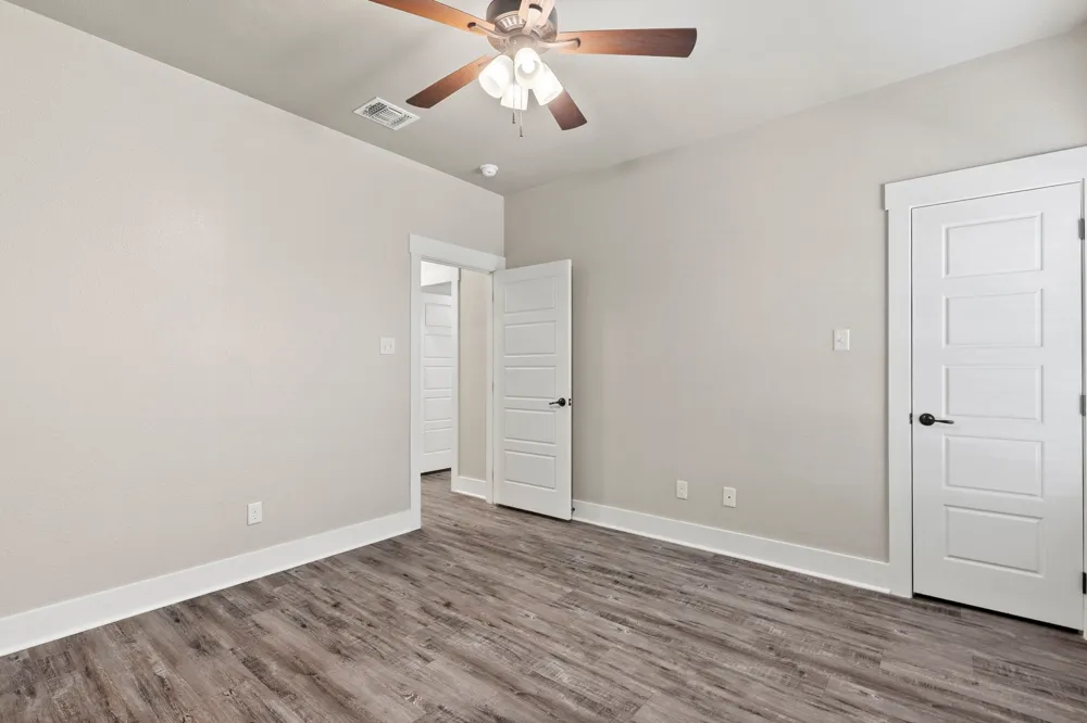 411 Mesa Drive Lone Oak, TX 75453