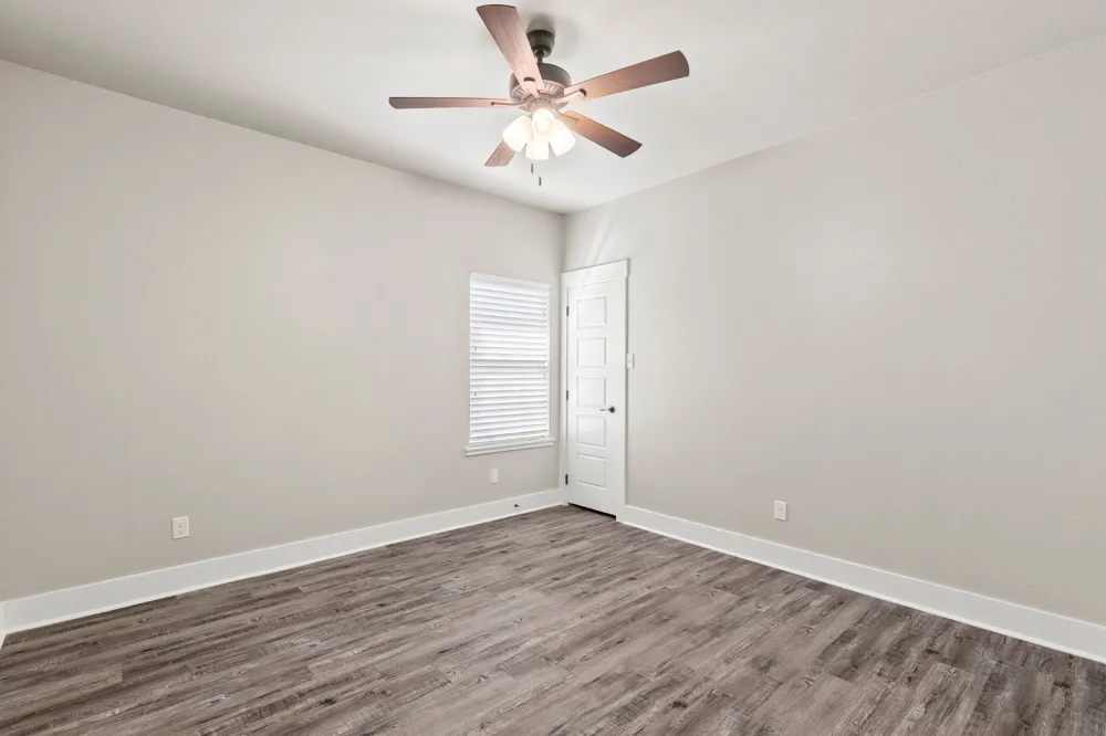 411 Mesa Drive Lone Oak, TX 75453