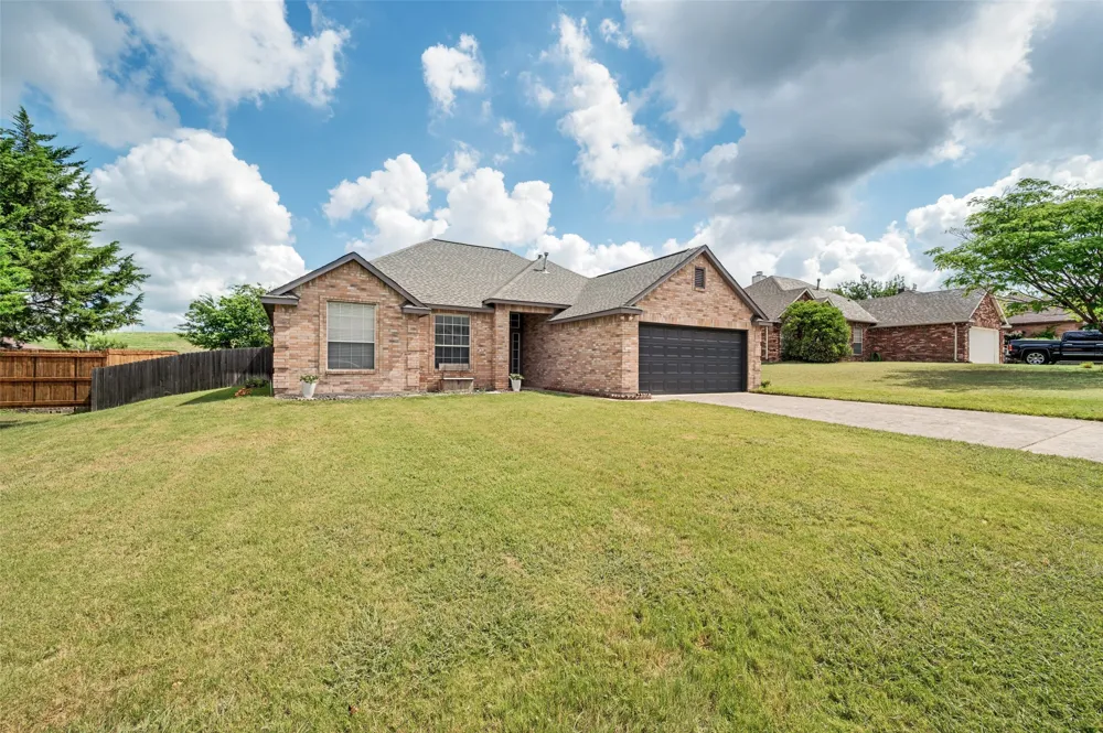 206 Ridge View Court Decatur, TX 76234