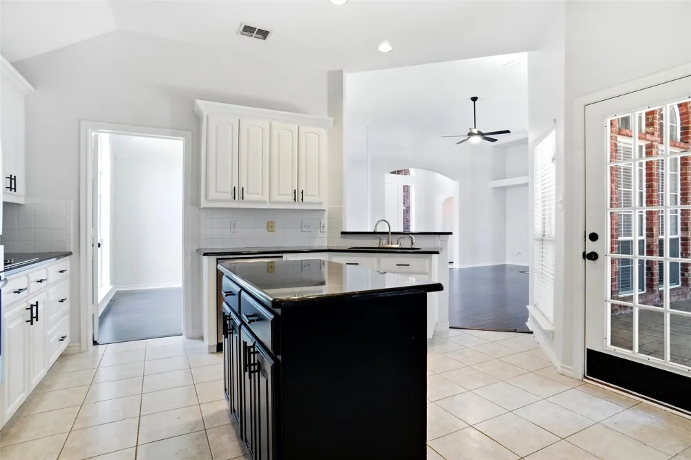317 Cherokee Trail Argyle, TX 76226