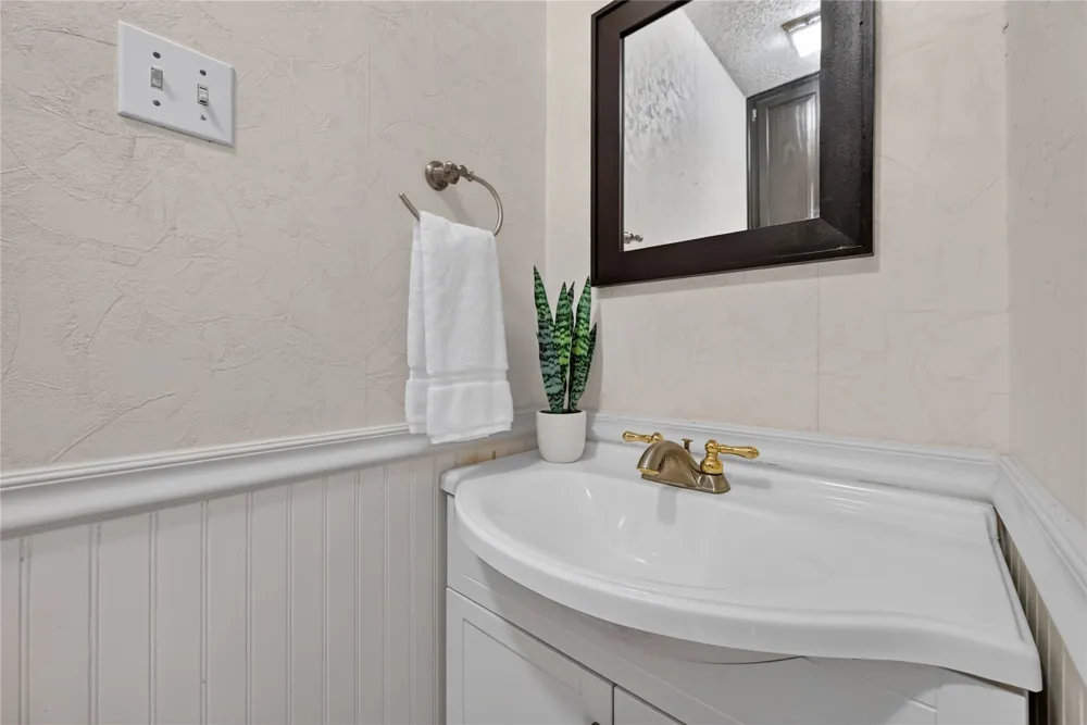 909 San Saba Drive Southlake, TX 76092