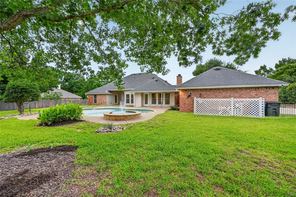 909 San Saba Drive Southlake, TX 76092