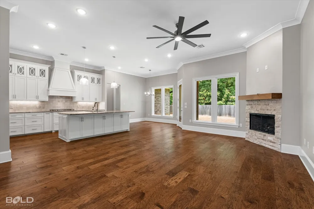 157 Sitka Loop Haughton, LA 71037