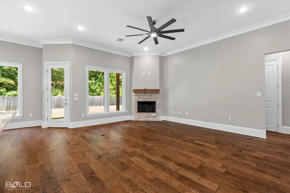 157 Sitka Loop Haughton, LA 71037