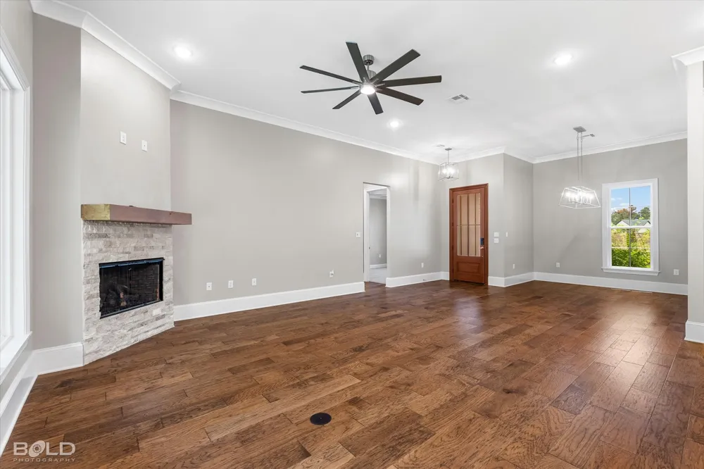 157 Sitka Loop Haughton, LA 71037