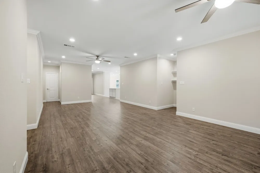 899 E Jefferson Street Van Alstyne, TX 75495