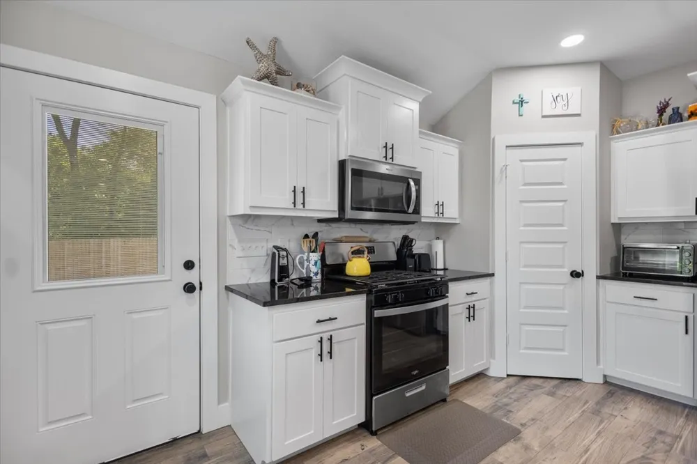 16134 Crossing Circle Lindale, TX 75771
