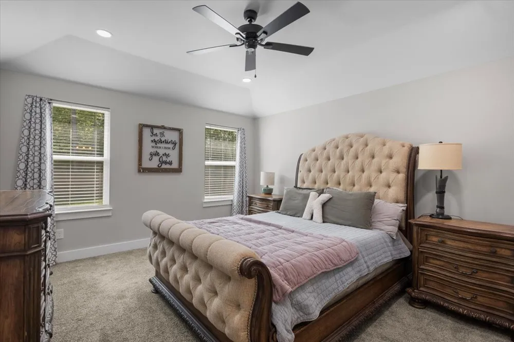 16134 Crossing Circle Lindale, TX 75771