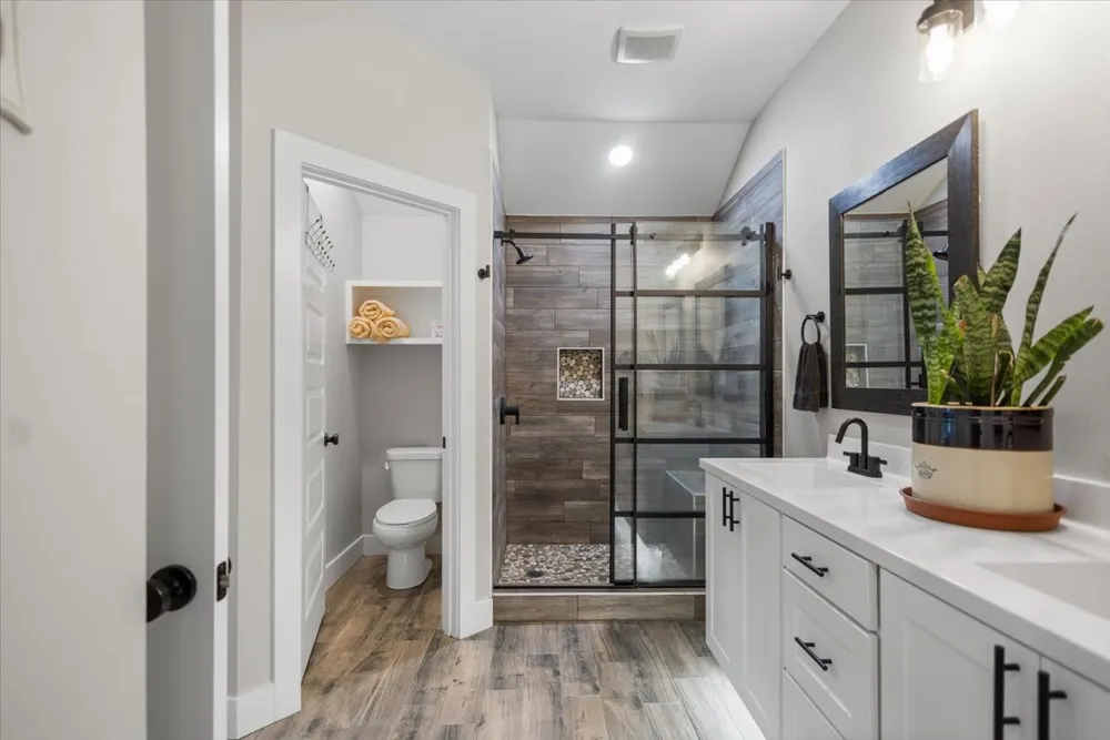 16134 Crossing Circle Lindale, TX 75771