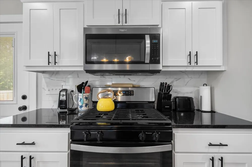 16134 Crossing Circle Lindale, TX 75771