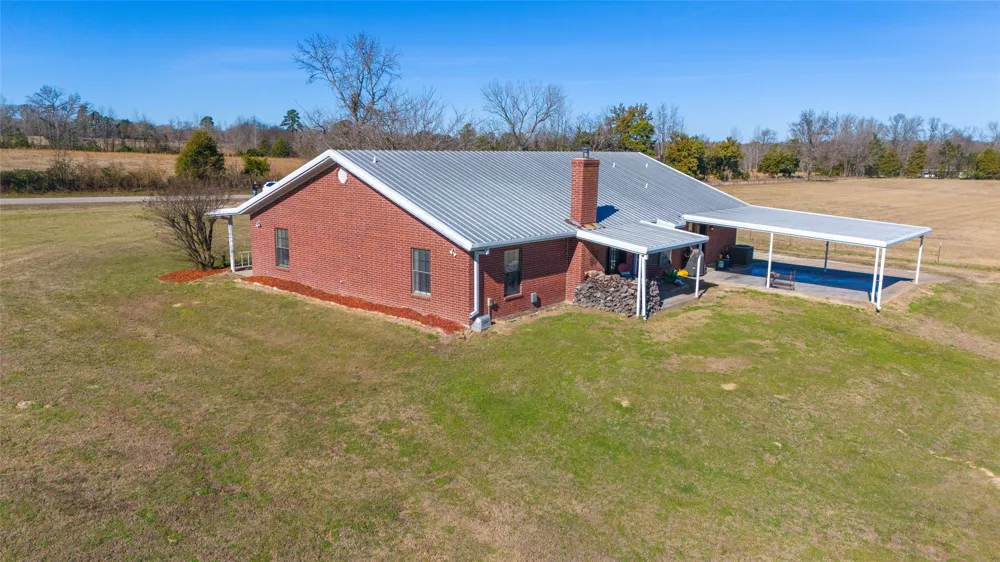 283 County Road 4440 Winnsboro, TX 75494