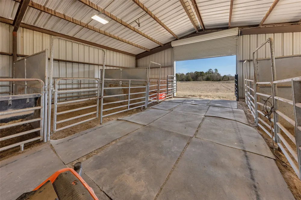 283 County Road 4440 Winnsboro, TX 75494