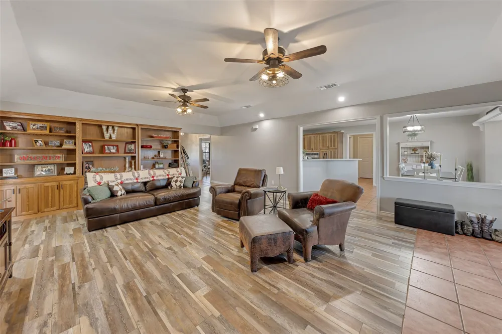 283 County Road 4440 Winnsboro, TX 75494