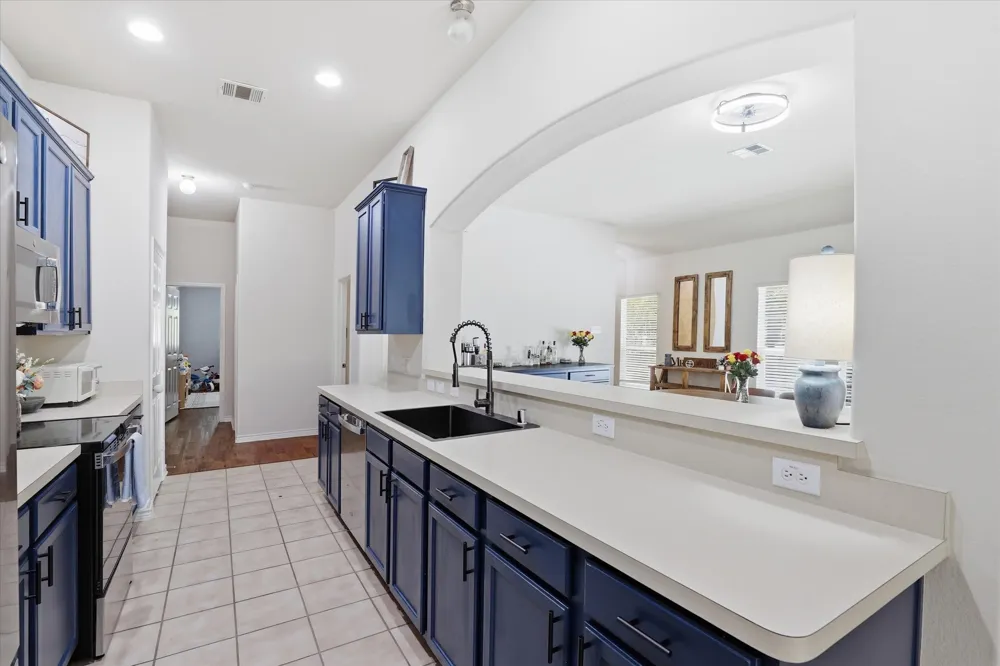 1408 Mountain Laurel Drive Savannah, TX 76227