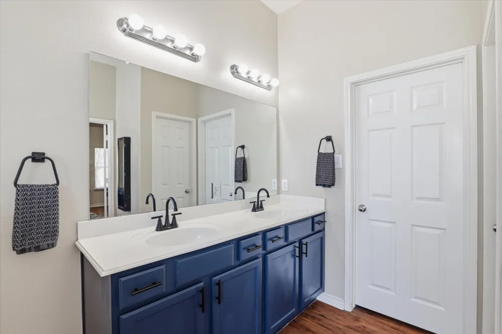 1408 Mountain Laurel Drive Savannah, TX 76227
