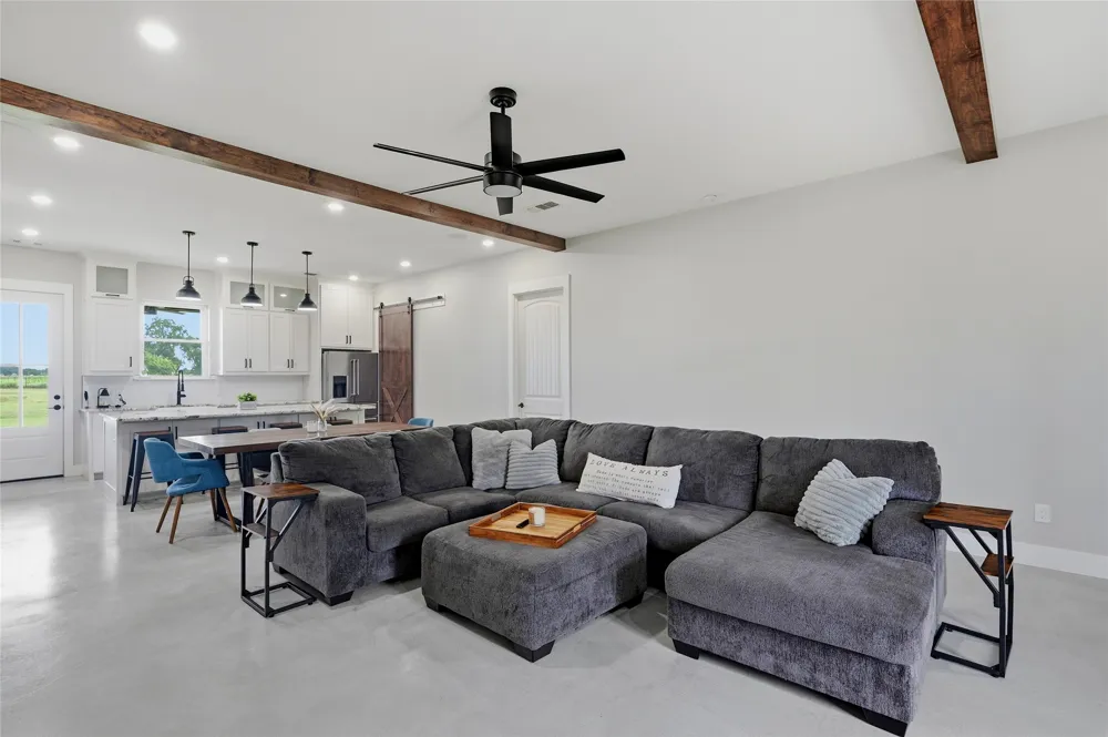 119 Arkansas Road Sadler, TX 76264