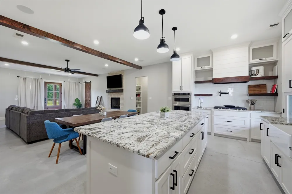 119 Arkansas Road Sadler, TX 76264