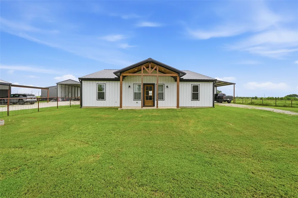 119 Arkansas Road Sadler, TX 76264
