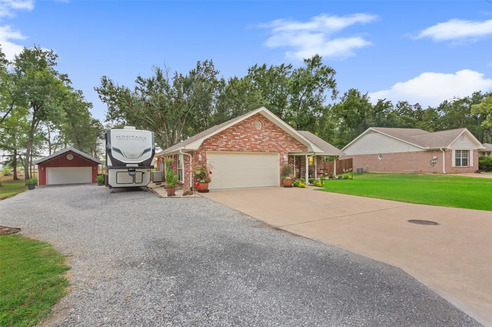 643 Sunnyvale Lane Fairfield, TX 75840