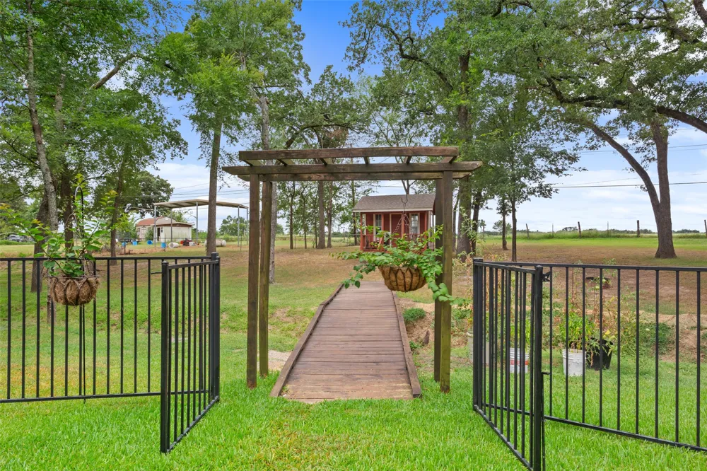 643 Sunnyvale Lane Fairfield, TX 75840