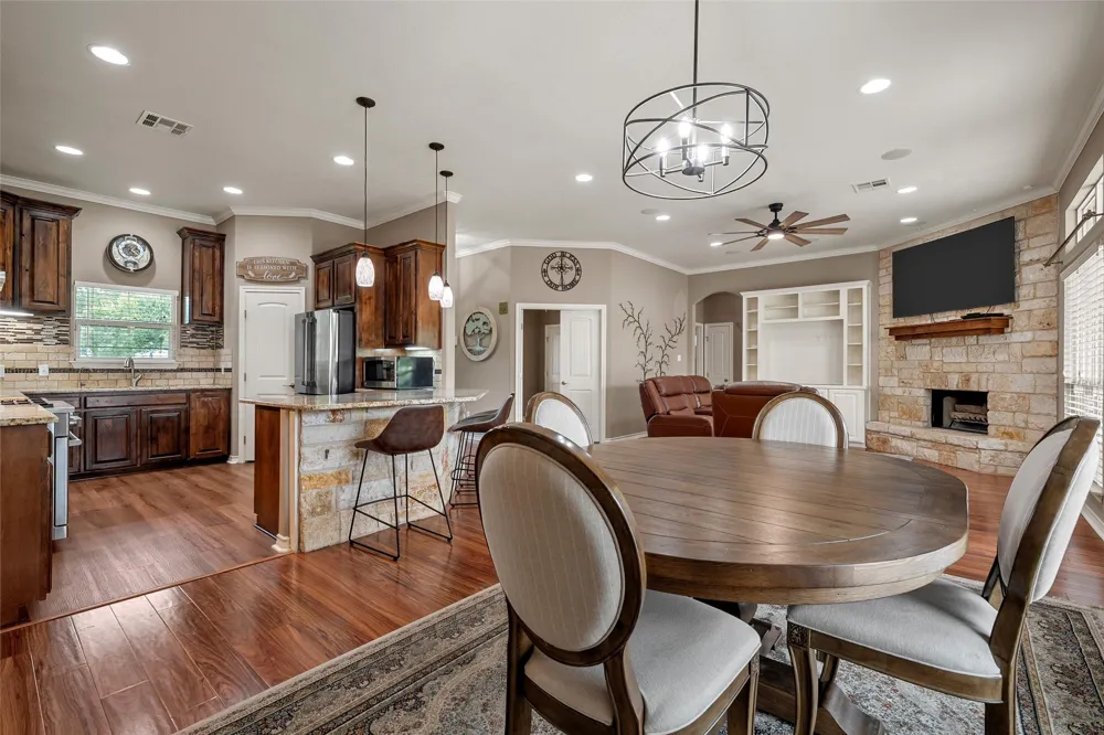 1117 Downsville Road Robinson, TX 76706